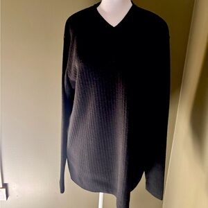Eddie Bauer Men's Black V-Neck Sweater